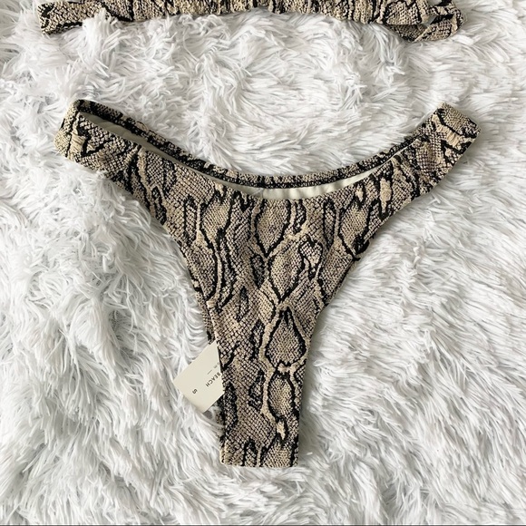 Cupshe NWT Bikini Swimsuit Low Waist V Neck Textured Snakeskin Two Piece - Picture 5 of 15